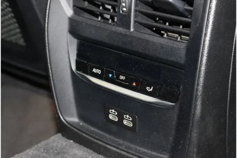 BMW 330 din 2020 cu 93.292 km - oferta BMW118871 - foto 11