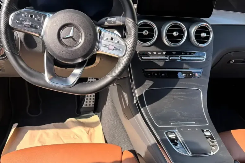 Mercedes-Benz GLC 300 din 2022 cu 44.400 km - oferta MER118881 - foto 14