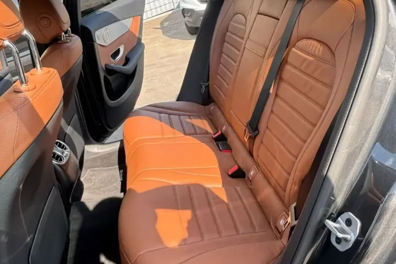 Mercedes-Benz GLC 300 din 2022 cu 44.400 km - oferta MER118881 - foto 15