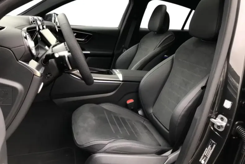 Mercedes-Benz GLC 200 din 2025 cu 14.927 km - oferta MER118888 - foto 7