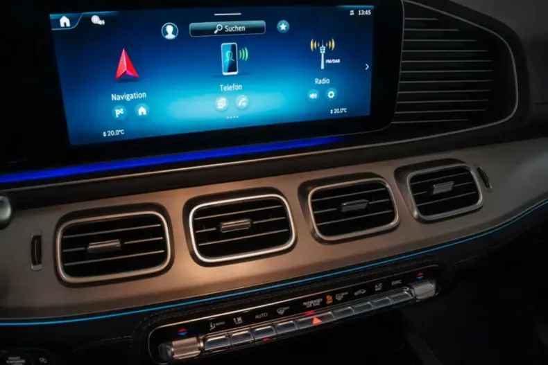 Mercedes-Benz GLE 450 din 2025 cu 9.500 km - oferta MER118895 - foto 13