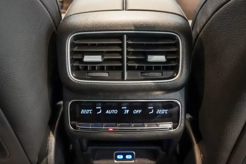 Mercedes-Benz GLE 450 din 2025 cu 9.500 km - oferta MER118895 - foto 17