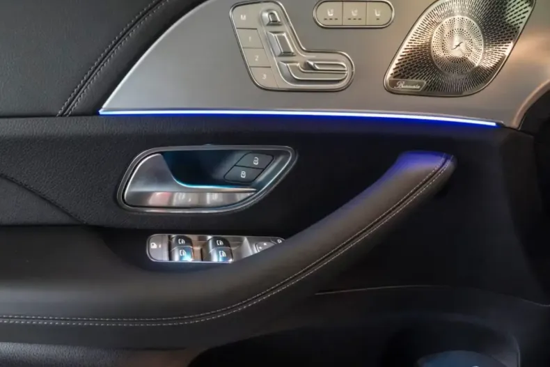 Mercedes-Benz GLE 450 din 2025 cu 9.500 km - oferta MER118895 - foto 18