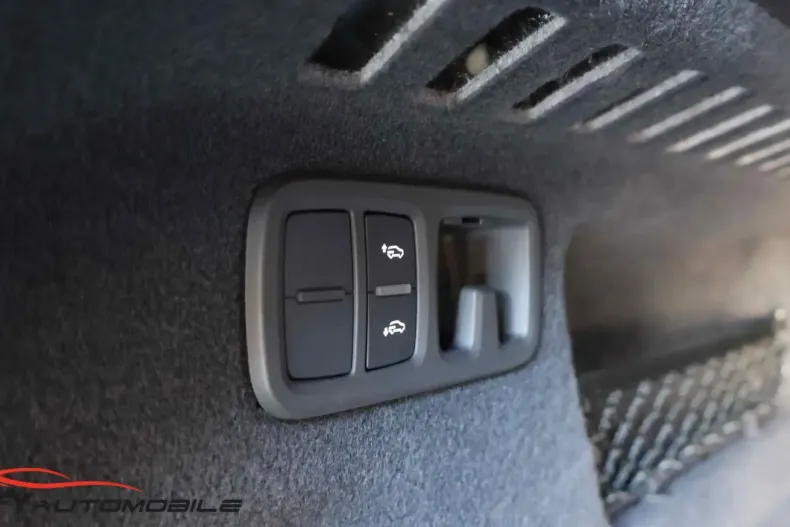 Audi Q8 din 2021 cu 99.500 km - oferta AUD118898 - foto 6