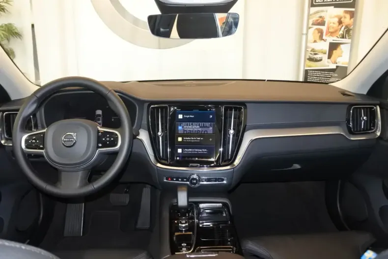 Volvo S60 din 2024 cu 11.900 km - oferta VOL118902 - foto 11