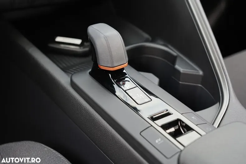 Toyota C-HR din 2025 cu 10.000 km - oferta TOY118906 - foto 13