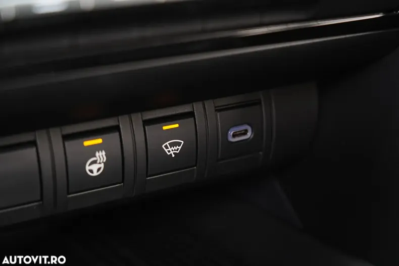 Toyota C-HR din 2025 cu 10.000 km - oferta TOY118906 - foto 17