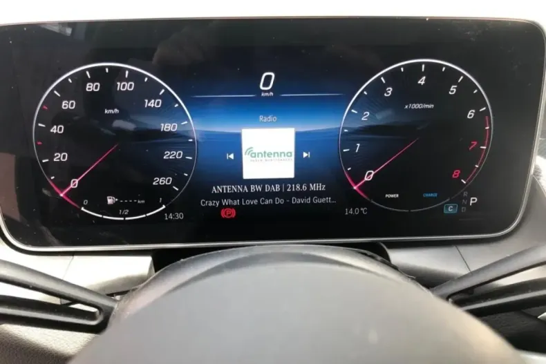 Mercedes-Benz GLC 200 din 2024 cu 16.994 km - oferta MER118909 - foto 9