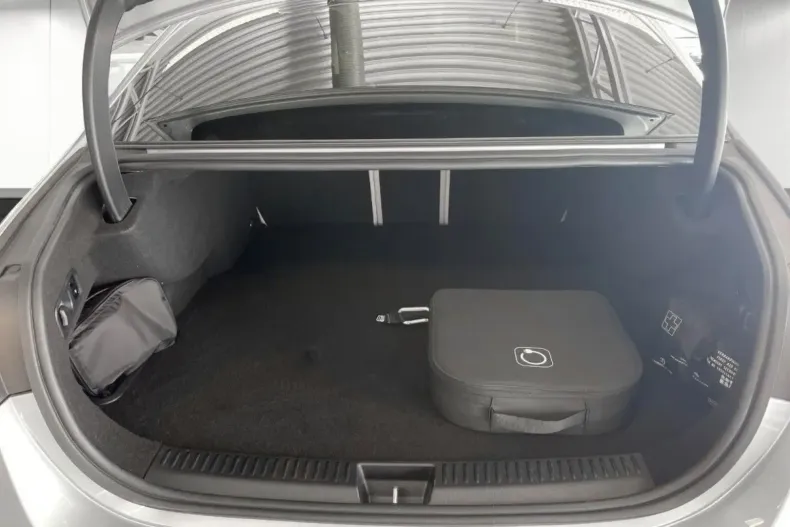 Mercedes-Benz E 300 din 2023 cu 34.500 km - oferta MER118912 - foto 9