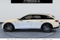 Mercedes-Benz E 300 din 2024 cu 8.500 km - oferta MER118915 - foto 4