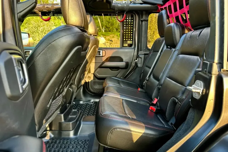 Jeep Wrangler din 2020 cu 74.900 km - oferta JEE118916 - foto 13