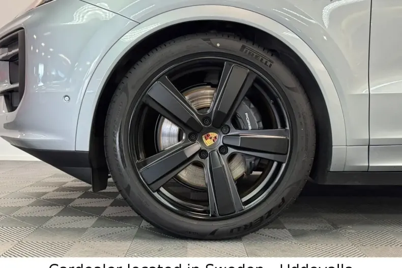 Porsche Cayenne din 2024 cu 8.400 km - oferta POR118921 - foto 8