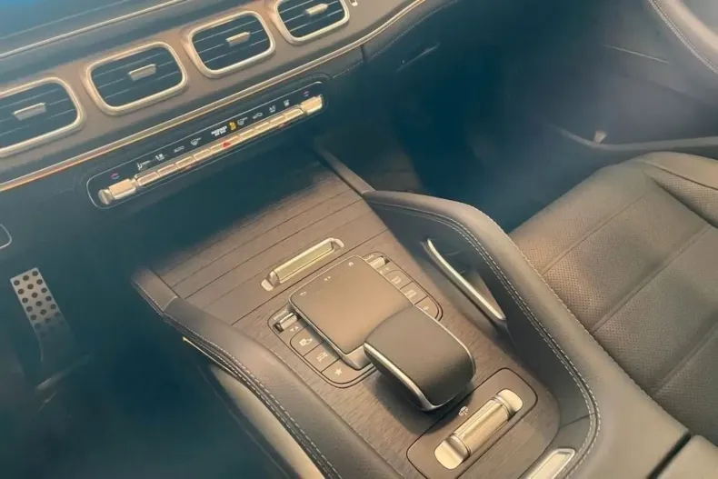 Mercedes-Benz GLS 400 din 2024 cu 45.600 km - oferta MER118922 - foto 19