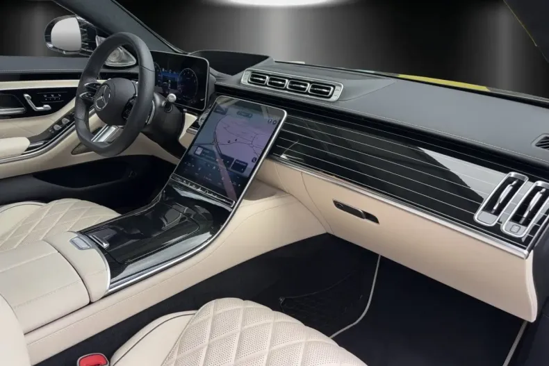 Mercedes-Benz S 580 din 2023 cu 9.989 km - oferta MER118927 - foto 11