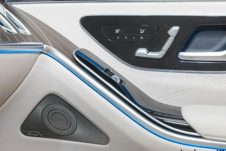 Mercedes-Benz S 63 AMG din 2024 cu 15.619 km - oferta MER118929 - foto 12