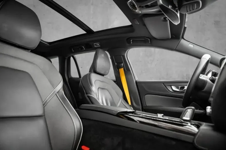 Volvo V60 din 2021 cu 99.750 km - oferta VOL118934 - foto 19