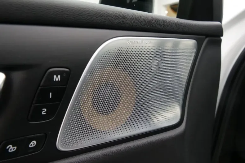 Volvo V60 din 2021 cu 99.750 km - oferta VOL118934 - foto 25