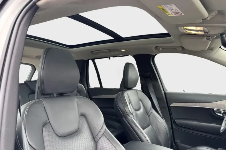 Volvo XC90 din 2023 cu 38.800 km - oferta VOL118935 - foto 17