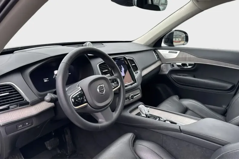 Volvo XC90 din 2023 cu 38.800 km - oferta VOL118935 - foto 18
