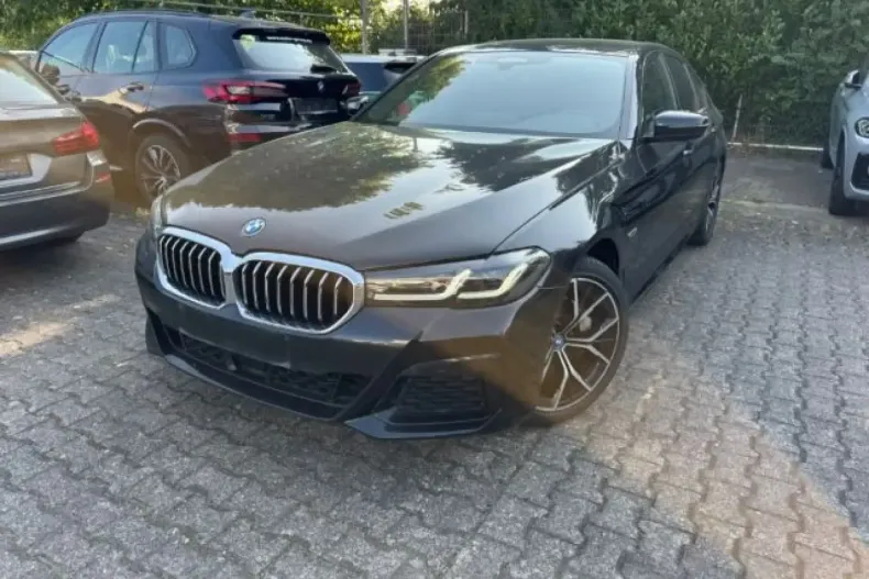 BMW 530 din 2022 cu 68.949 km - oferta BMW118936 - foto 2