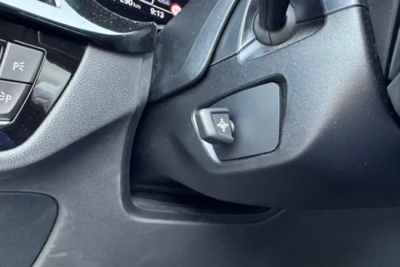 BMW 530 din 2022 cu 68.949 km - oferta BMW118936 - foto 13