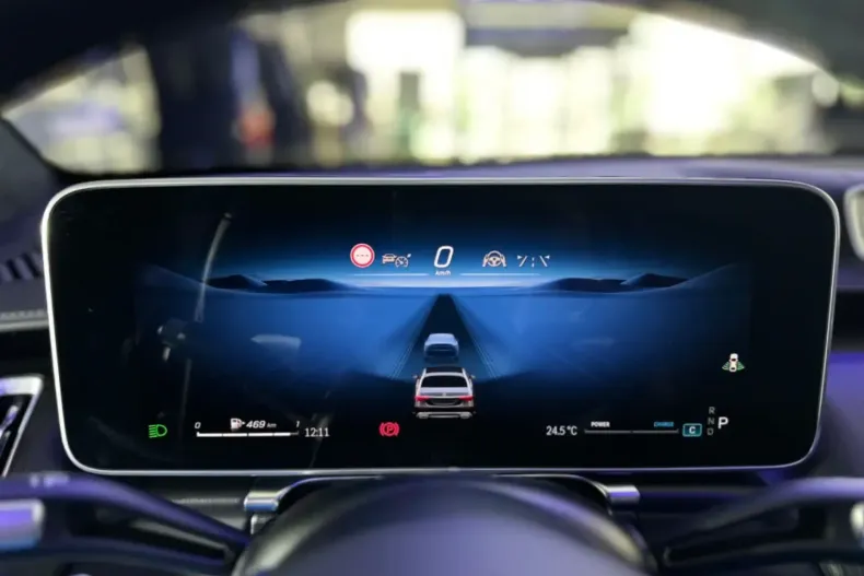 Mercedes-Benz S 580 din 2024 cu 21.500 km - oferta MER118948 - foto 37