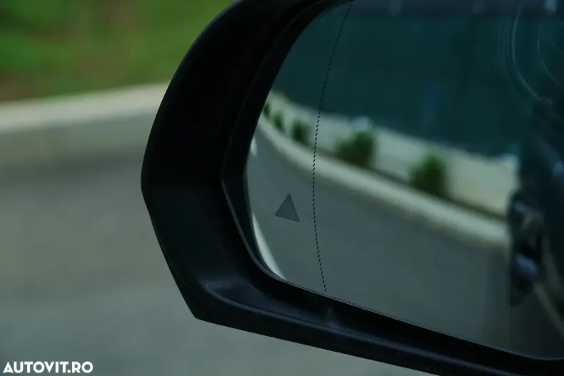 Mercedes-Benz V 300 din 2025 cu 3.000 km - oferta MER118949 - foto 16