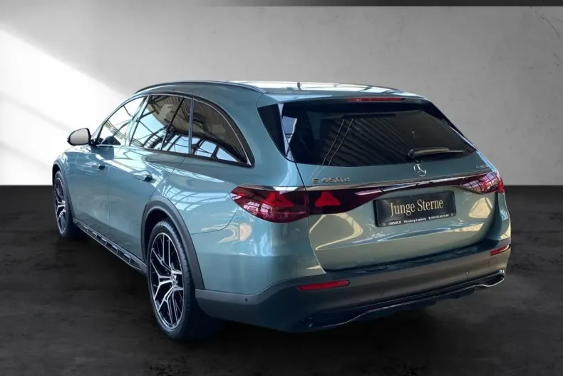 Mercedes-Benz E 450 din 2024 cu 20.998 km - oferta MER118967 - foto 3