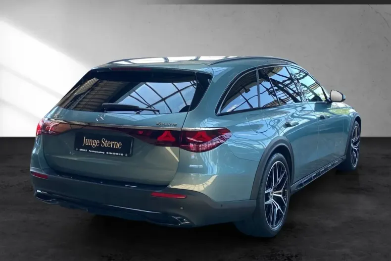 Mercedes-Benz E 450 din 2024 cu 20.998 km - oferta MER118967 - foto 4