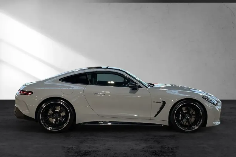 Mercedes-Benz AMG GT din 2024 cu 9.678 km - oferta MER118968 - foto 5