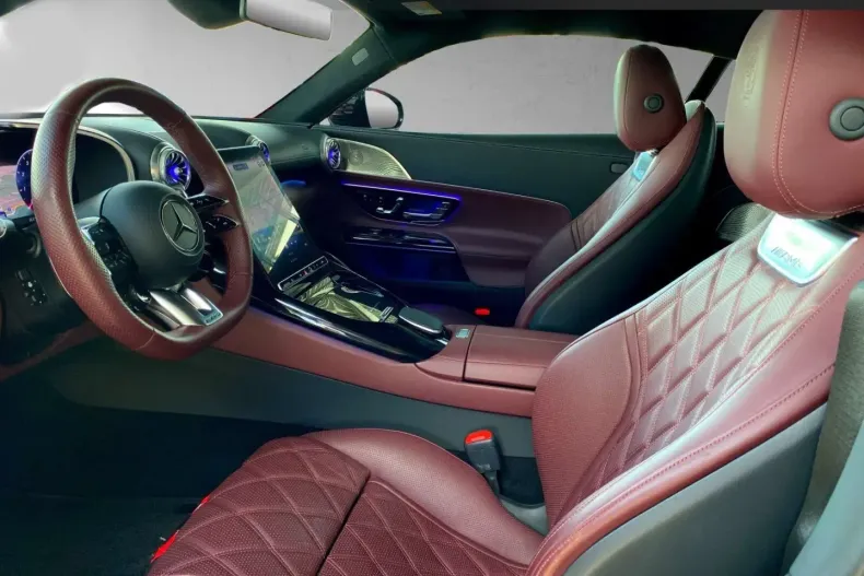 Mercedes-Benz AMG GT din 2024 cu 5.698 km - oferta MER118969 - foto 7