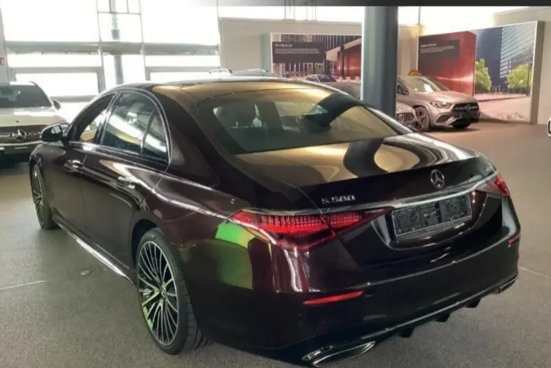 Mercedes-Benz S 580 din 2024 cu 8.220 km - oferta MER118971 - foto 2