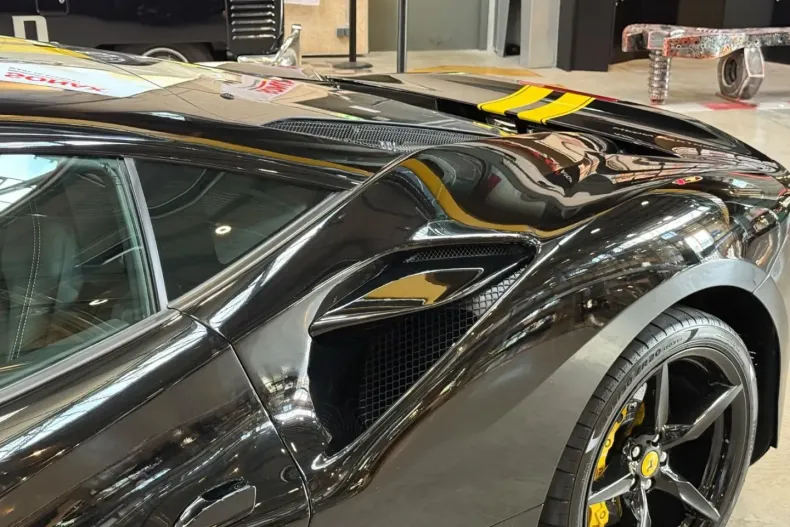 Ferrari F8 din 2021 cu 14.800 km - oferta FER118978 - foto 12