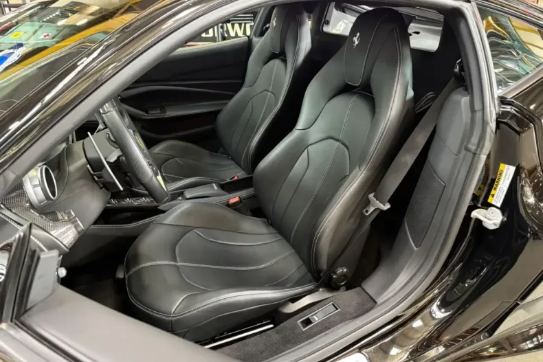 Ferrari F8 din 2021 cu 14.800 km - oferta FER118978 - foto 19