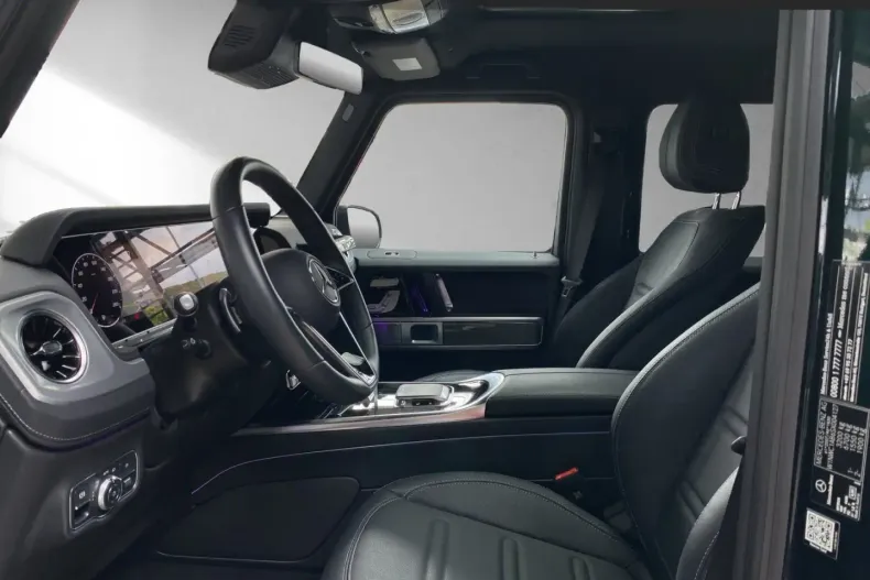 Mercedes-Benz G 450 din 2024 cu 8.360 km - oferta MER118981 - foto 7