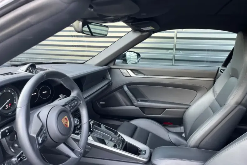 Porsche 992 din 2024 cu 18.700 km - oferta POR118982 - foto 18