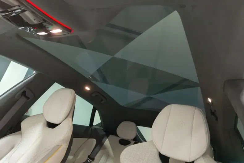 Lotus Emeya din 2024 cu 4.000 km - oferta LOT118984 - foto 13