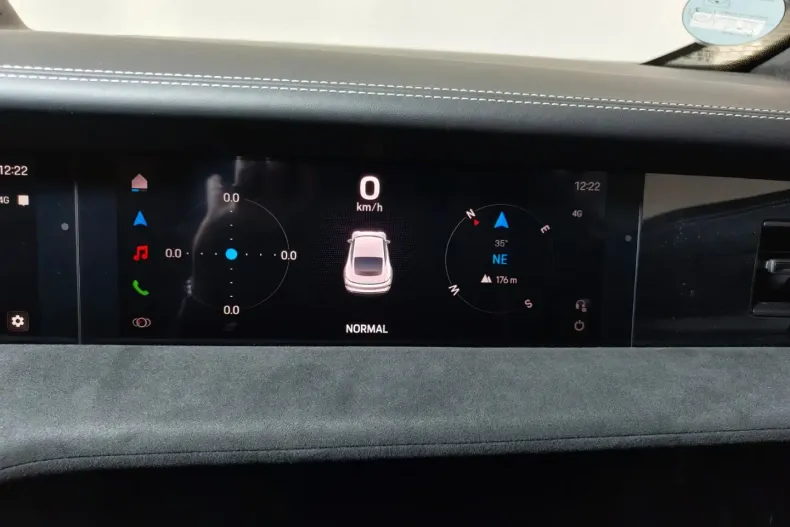 Porsche Taycan din 2024 cu 9.950 km - oferta POR118986 - foto 13