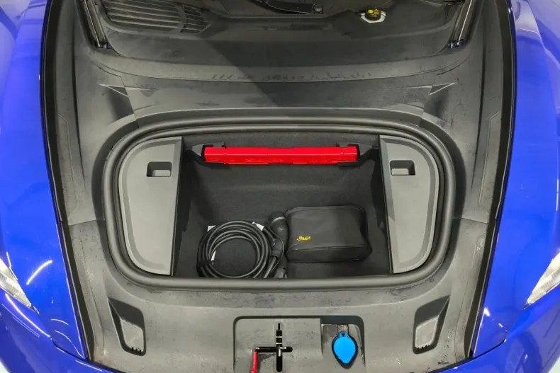 Porsche Taycan din 2024 cu 9.950 km - oferta POR118986 - foto 15