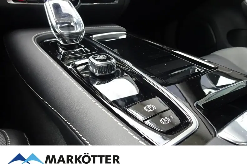 Volvo V60 din 2024 cu 16.000 km - oferta VOL118987 - foto 17