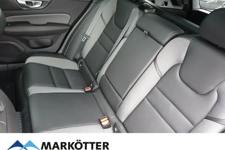 Volvo V60 din 2024 cu 16.000 km - oferta VOL118987 - foto 18