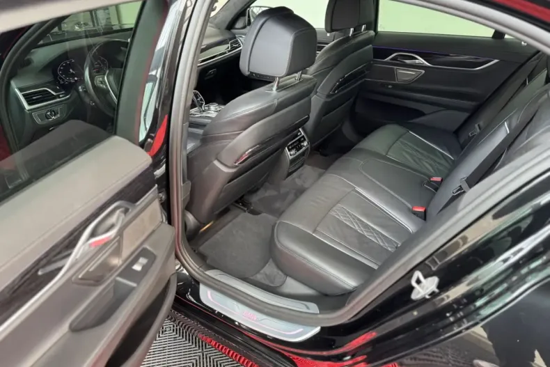 BMW 730 din 2021 cu 107.000 km - oferta BMW118991 - foto 13