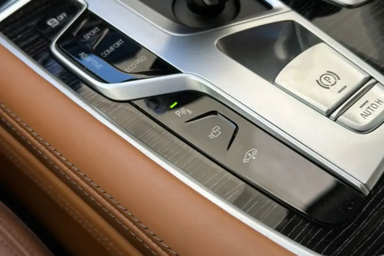 BMW 740 din 2020 cu 95.025 km - oferta BMW118993 - foto 12