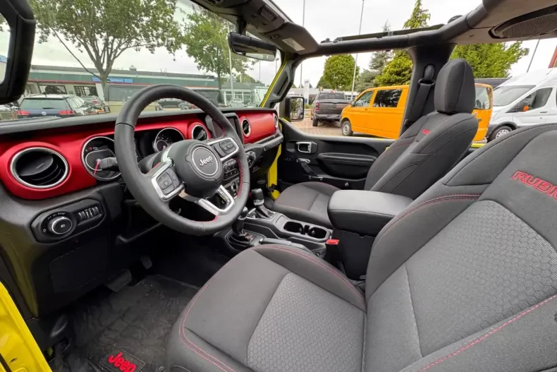 Jeep Wrangler din 2024 cu 950 km - oferta JEE118994 - foto 11