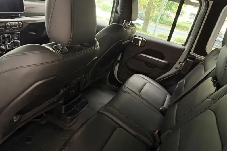 Jeep Wrangler din 2024 cu 2.600 km - oferta JEE118998 - foto 11