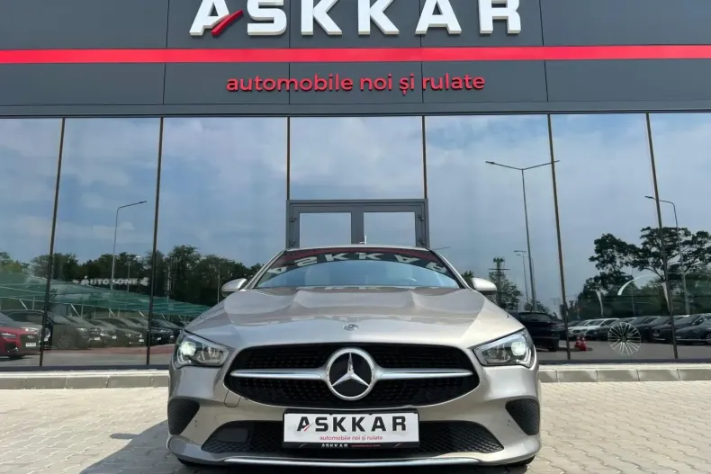 Mercedes-Benz CLA 180 din 2020 cu 66.011 km - oferta MER118999 - foto 2