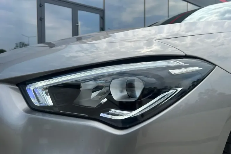 Mercedes-Benz CLA 180 din 2020 cu 66.011 km - oferta MER118999 - foto 26