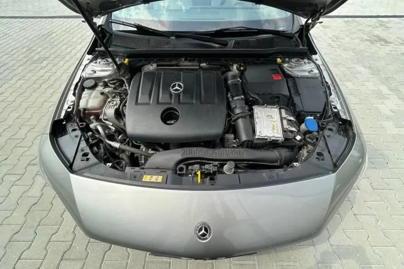 Mercedes-Benz CLA 180 din 2020 cu 66.011 km - oferta MER118999 - foto 28