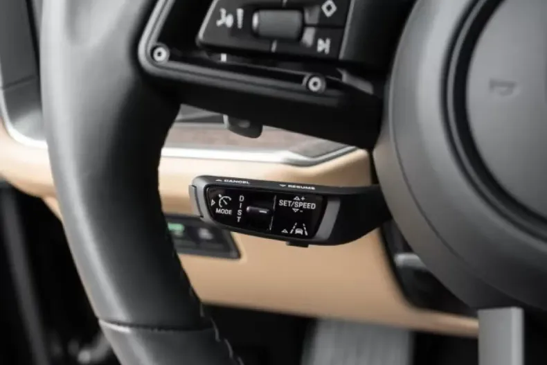 Porsche Cayenne din 2024 cu 11.900 km - oferta POR119001 - foto 5