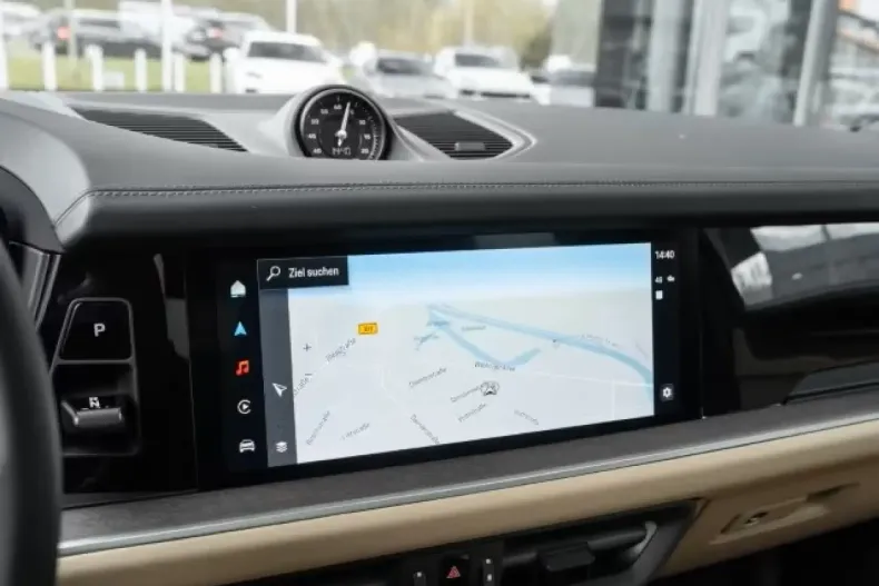 Porsche Cayenne din 2024 cu 11.900 km - oferta POR119001 - foto 16